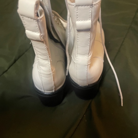 Steve Madden Combat Boot - Picture 4 of 5